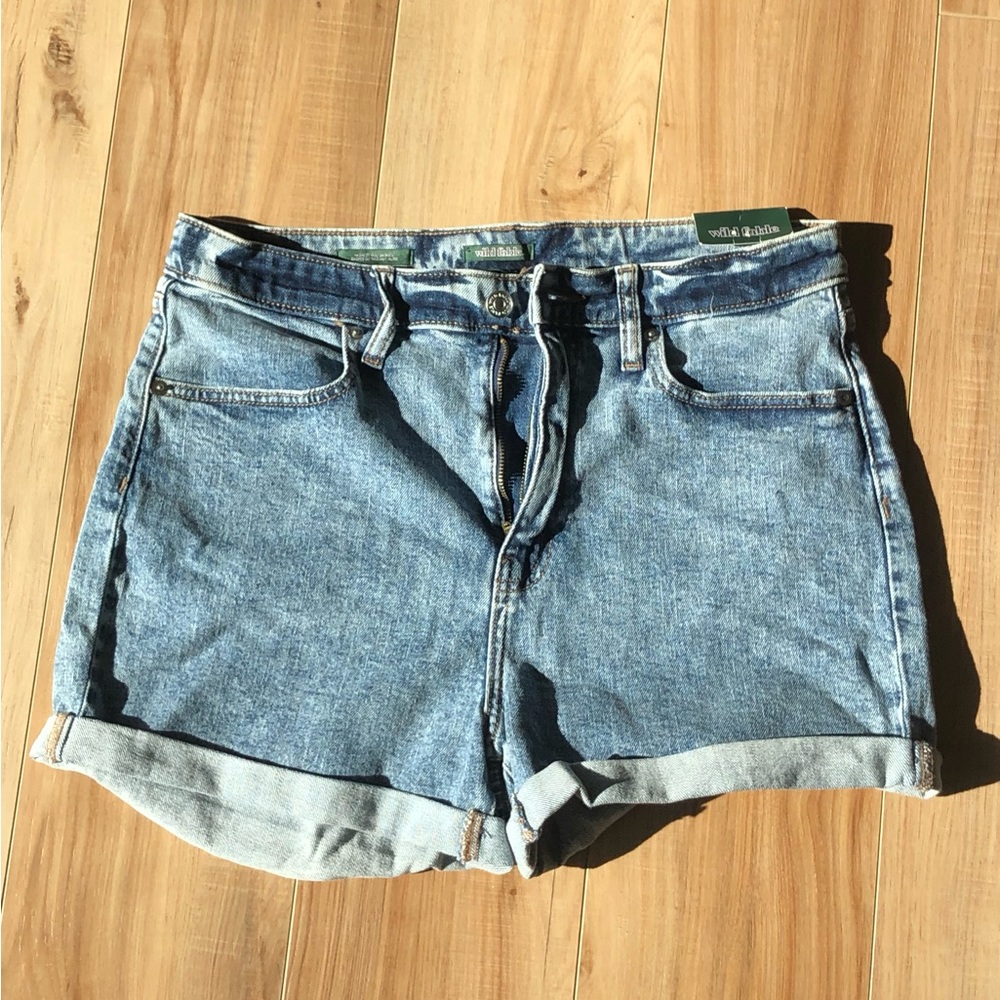 Women’s High-Rise Rolled Cuff Jean Shorts - Wild Fable
